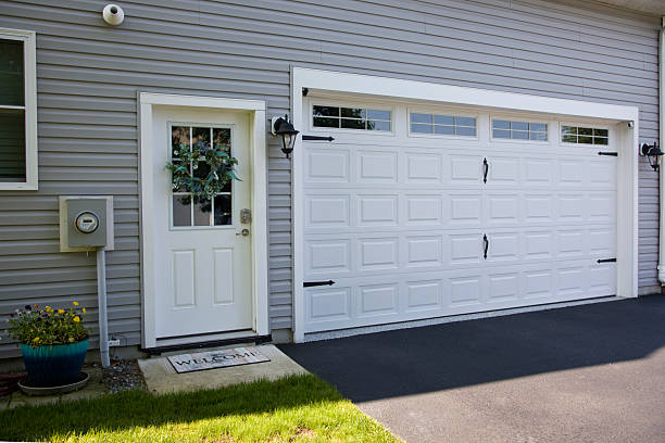 24/7 Emergency Garage Door Panel Replacement experts in Ashburn, GA